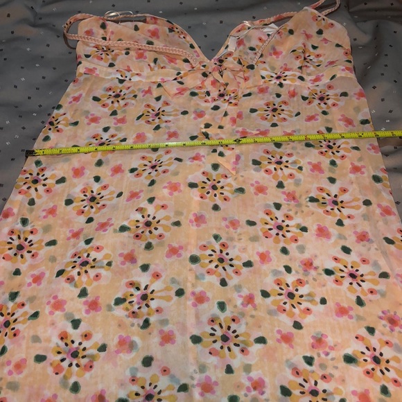 Gorgeous Lauren Conrad flowered beach cover up - Picture 7 of 8